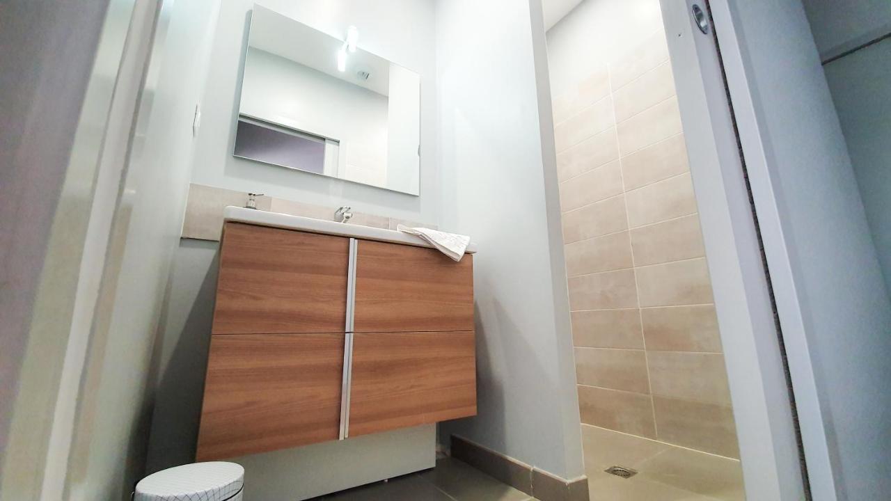Le Nid Discret Avec Balcon Et Parking Prive Gratuit Apartment Sarlat-la-Caneda Exterior photo